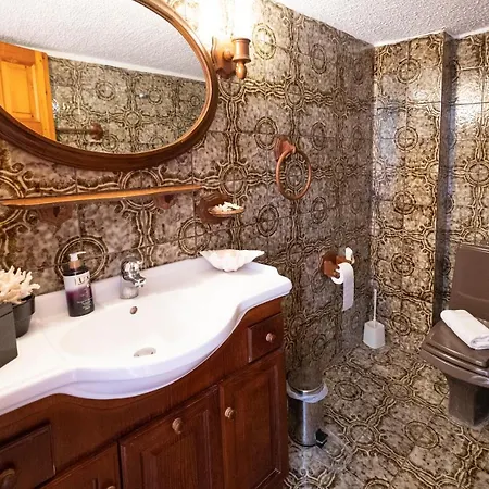 Delmare Dom Seafront Casa de Férias