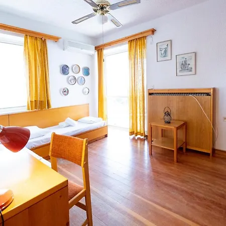 Delmare Dom Seafront Kalyves Polygyrou