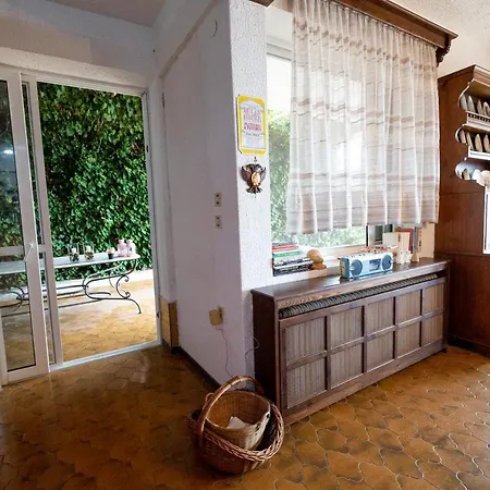 Ferienhaus Delmare Dom Seafront Kalyves Polygyrou